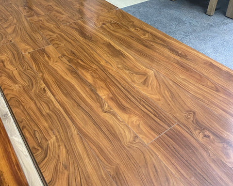 American Walnut Gloss 12mm Laminate Flooring