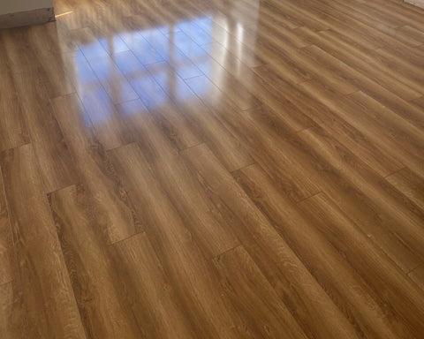 Rustic Oak Gloss 12mm Laminate Flooring