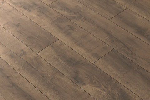 Aqualock 8mm Laminate Flooring Toasted Pecan