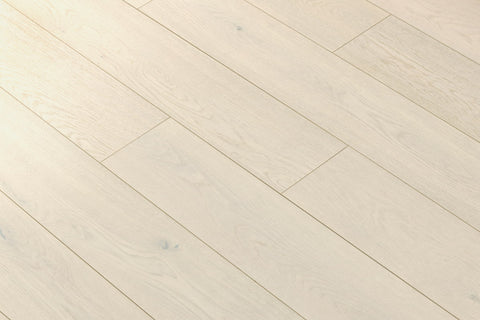 Aqualock 10mm Laminate Flooring White Linen Oak