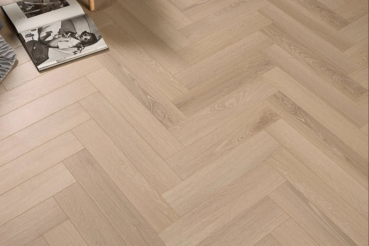 Ebsjerg oak 12mm Herringbone Laminate